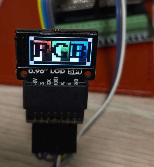 ST7735 based 0.96 inch display showing test card